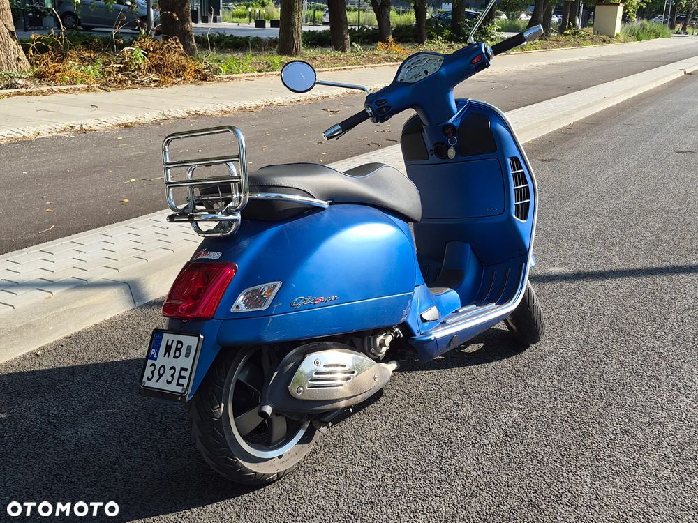 Vespa GTS - 4