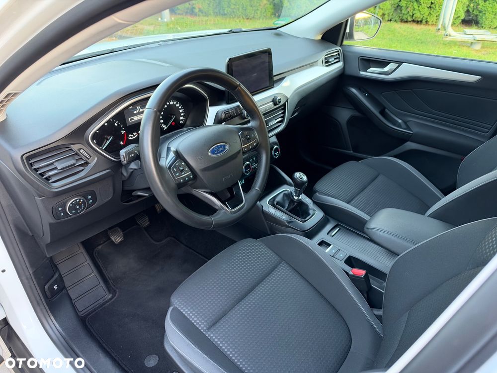 Ford Focus 1.5 EcoBlue STart-Stopp-System TITANIUM - 17