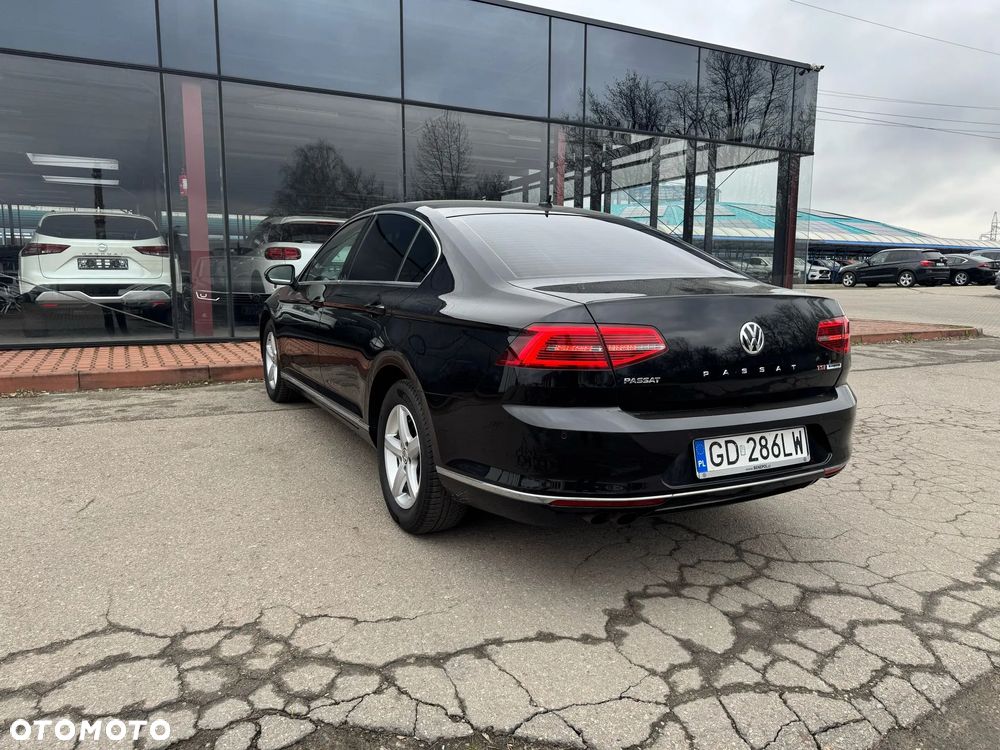Volkswagen Passat 1.8 TSI BMT Comfortline DSG - 8