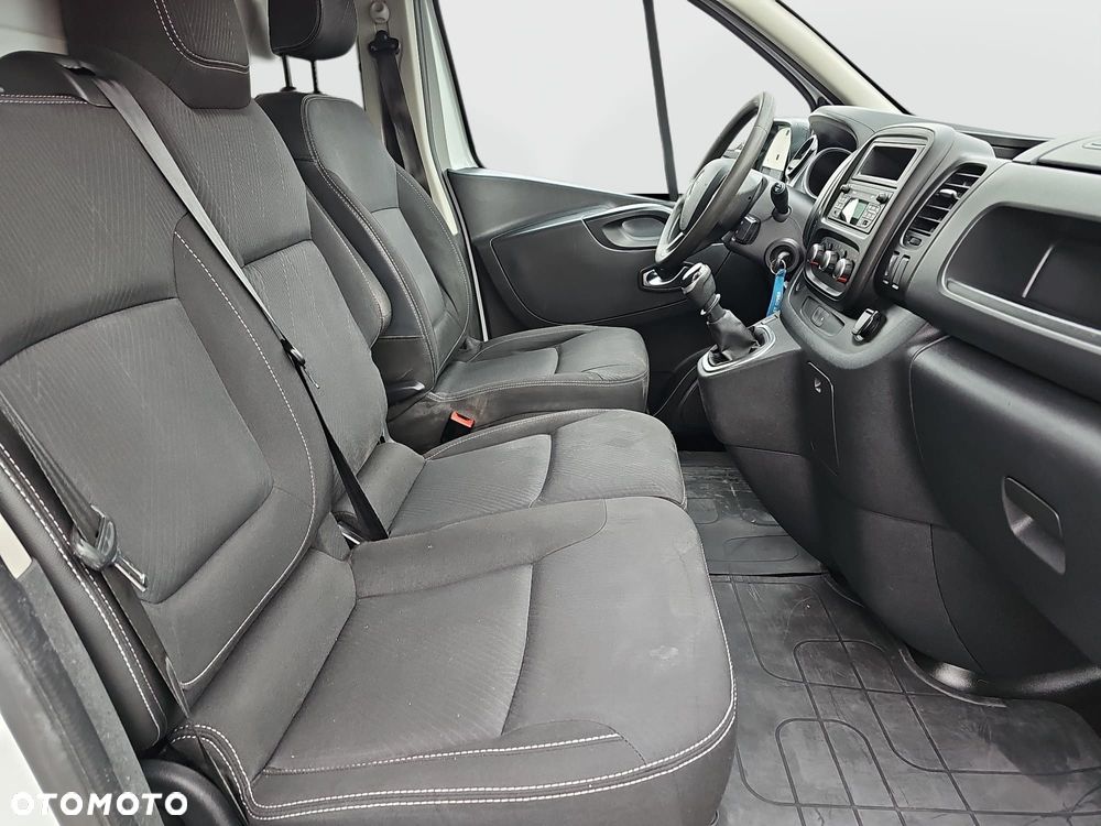 Renault Trafic - 13