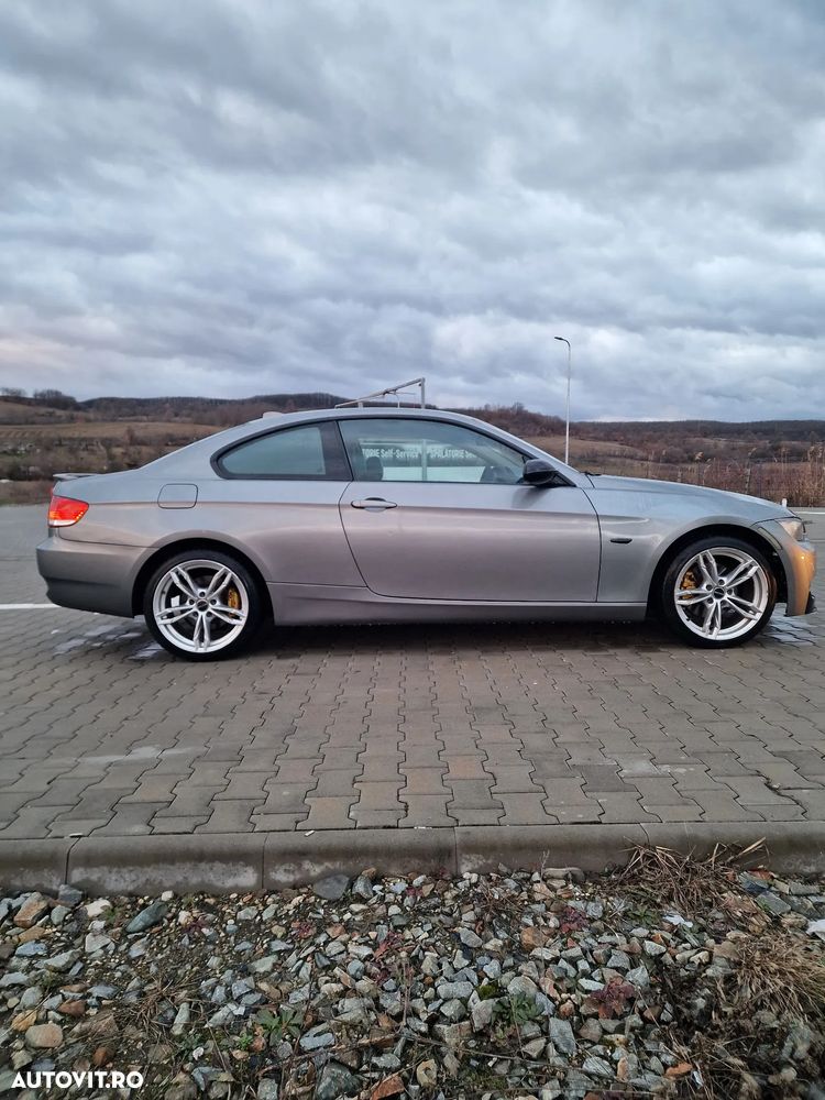 BMW Seria 3 320d DPF Aut. - 4