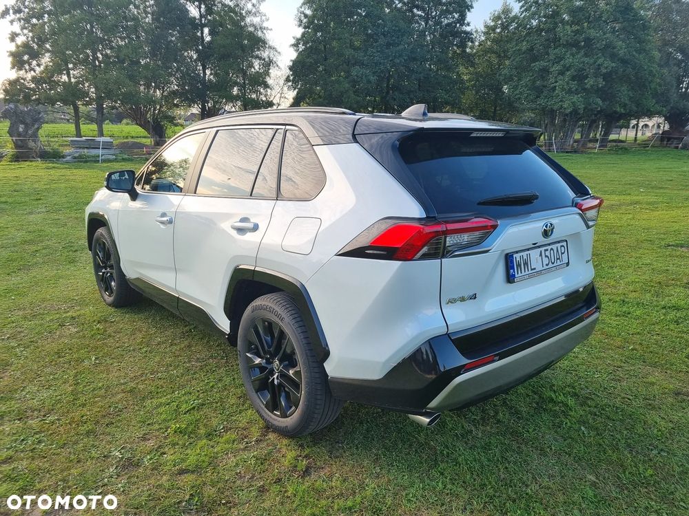 Toyota Rav4 2023 photo 3