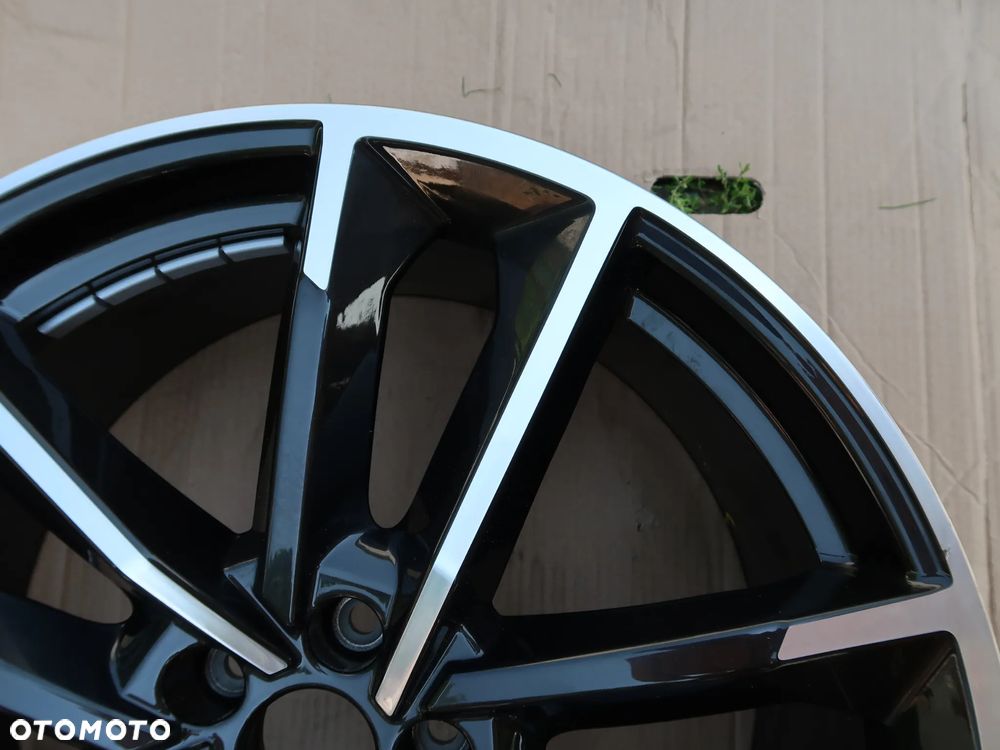 FELGA AUDI A6 A7 RS7 4G8601025AS 21'' - 2