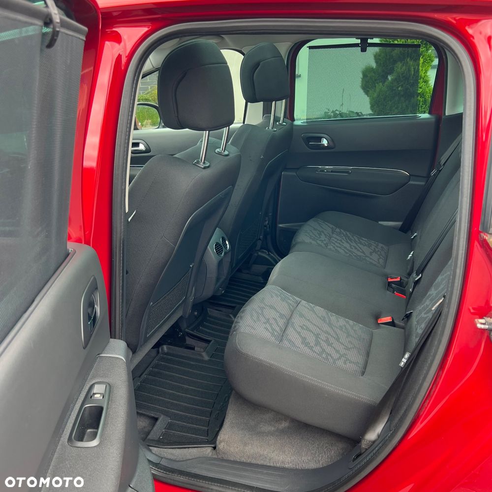 Peugeot 3008 HDi FAP 110 Allure - 28
