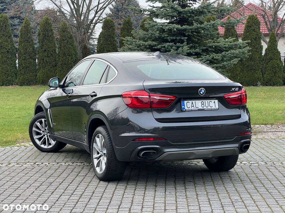 BMW X6 xDrive50i - 8
