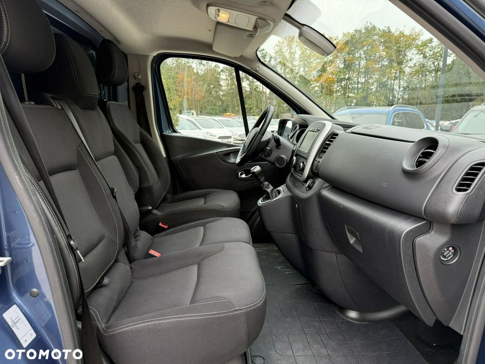 Renault Trafic - 16