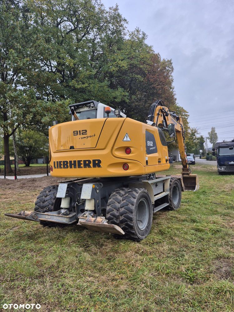 Liebherr 910 - 13