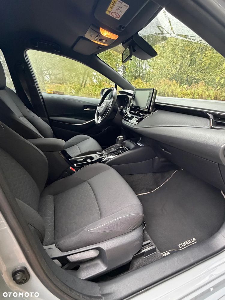 Toyota Corolla - 16