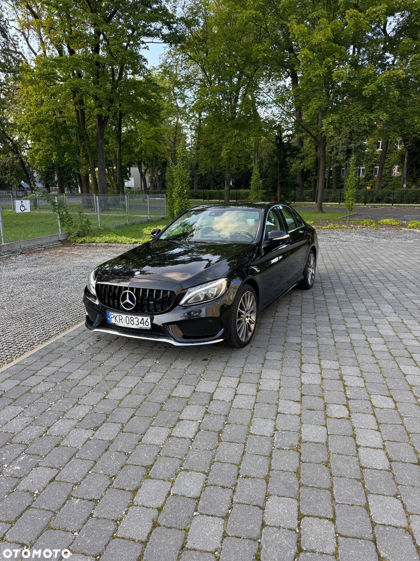 Mercedes-Benz Klasa C 200 7G-TRONIC - 4