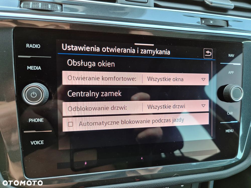 Volkswagen Tiguan 2.0 TDI SCR DSG Elegance - 19