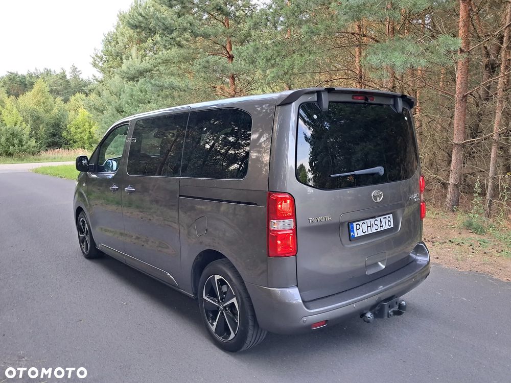 Toyota ProAce 1,5-l-D-4D L1 (8-Si.) Verso Family Comfort - 6