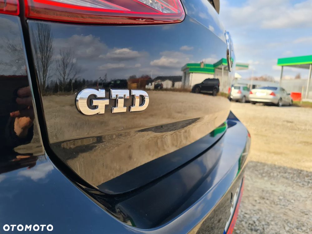 Volkswagen Golf GTD 2.0 TDI SCR DSG - 32