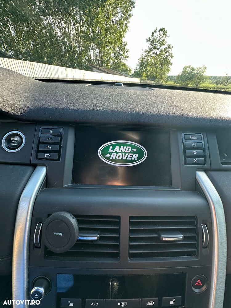 Land Rover Discovery Sport - 25