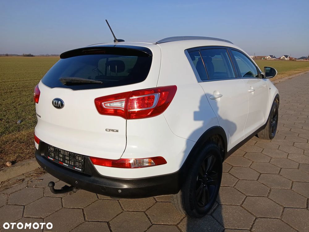 Kia Sportage 1.7 CRDI 2WD ISG Dream-Team Edition - 33