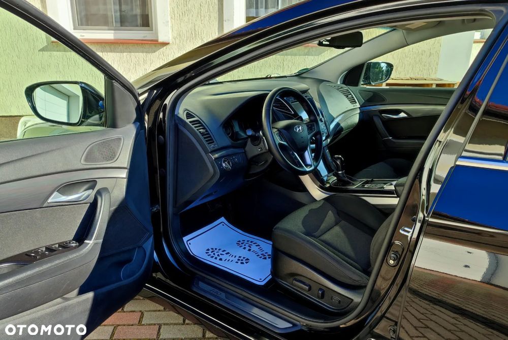 Hyundai i40 i40cw 1.6 Fifa World Cup Edition - 16