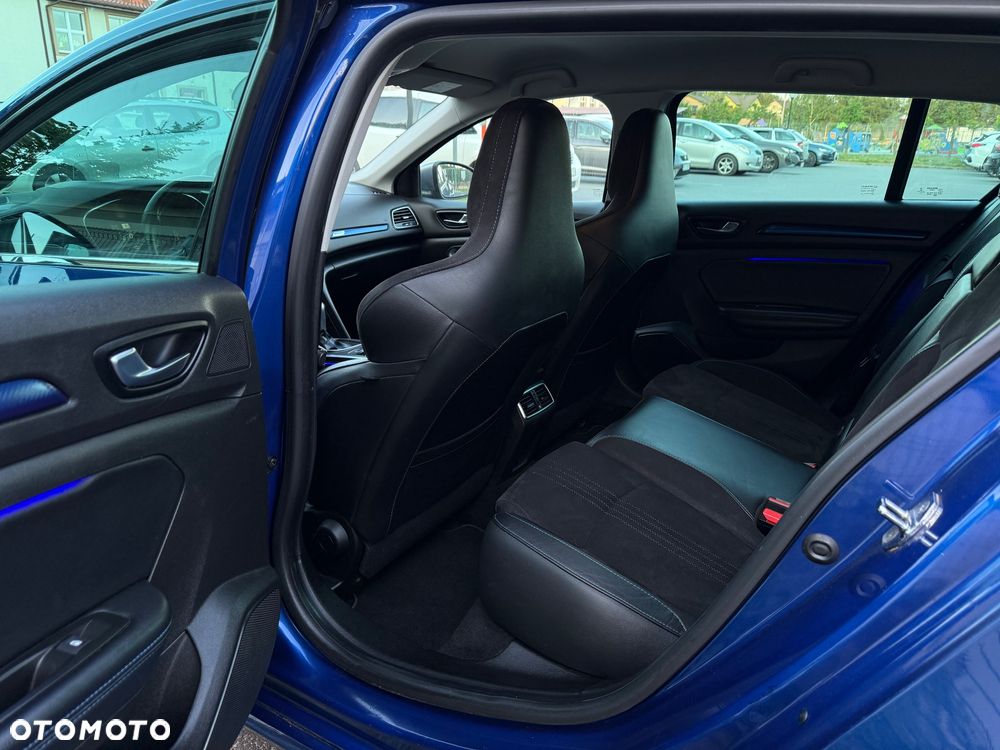 Renault Megane ENERGY TCe 205 EDC GT - 15