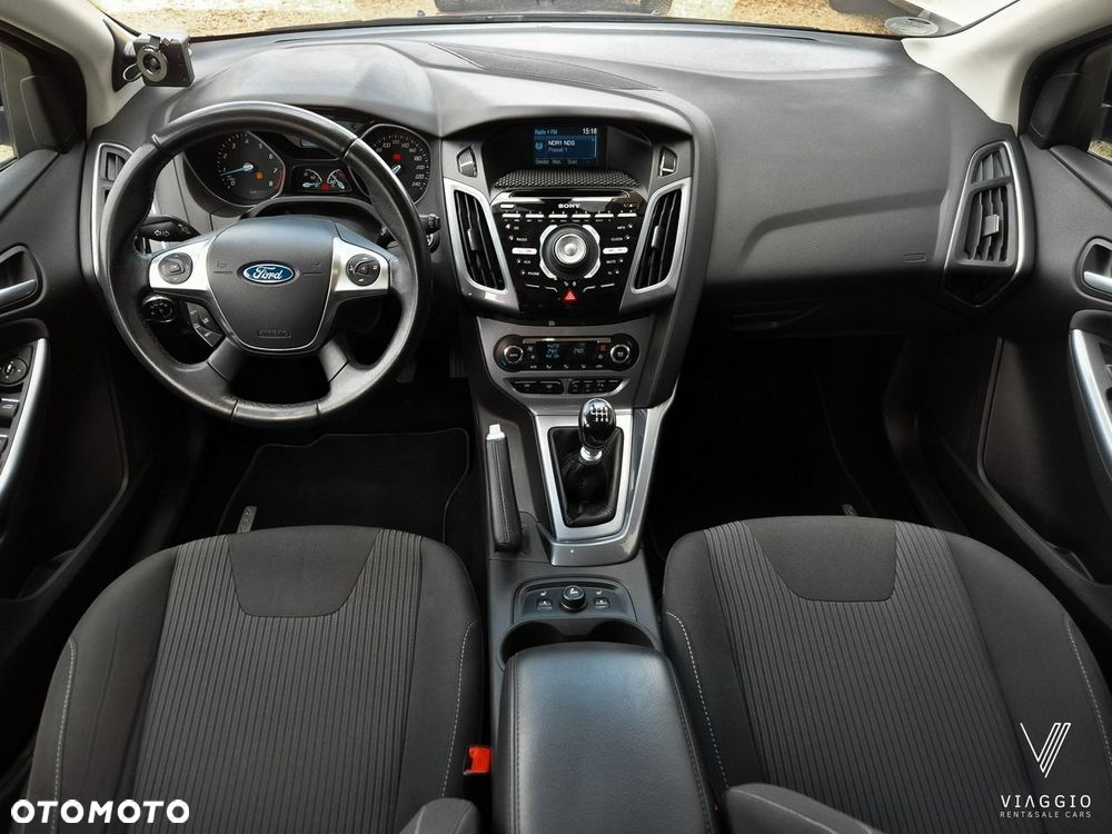 Ford Focus 1.6 EcoBoost Titanium - 22