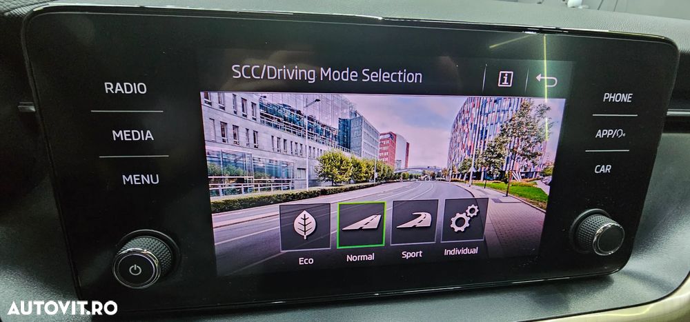 Skoda Scala 1.5 TSI DSG Style - 16