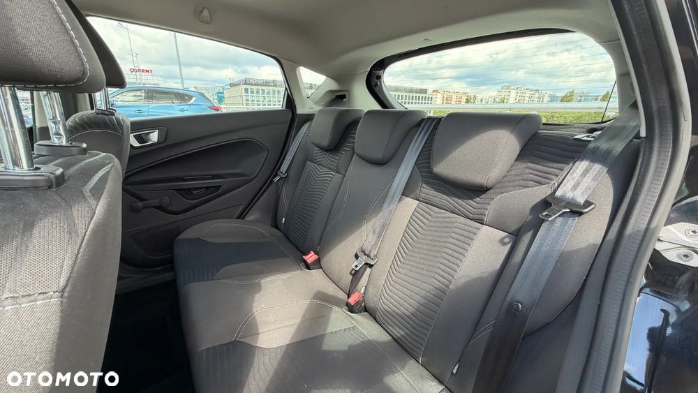 Ford Fiesta 1.0 EcoBoost Gold X - 32