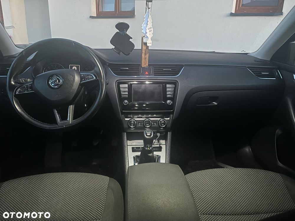 Skoda Octavia 1.6 TDI Ambition - 16