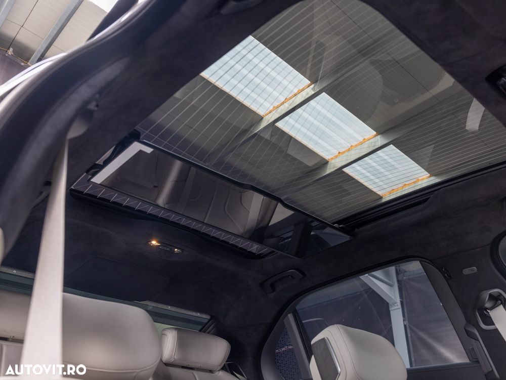 BMW Seria 7 740d xDrive MHEV - 19