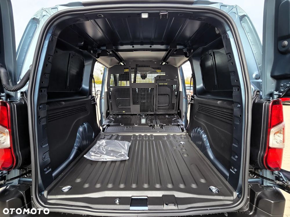 Peugeot Partner Brygadowy - 13