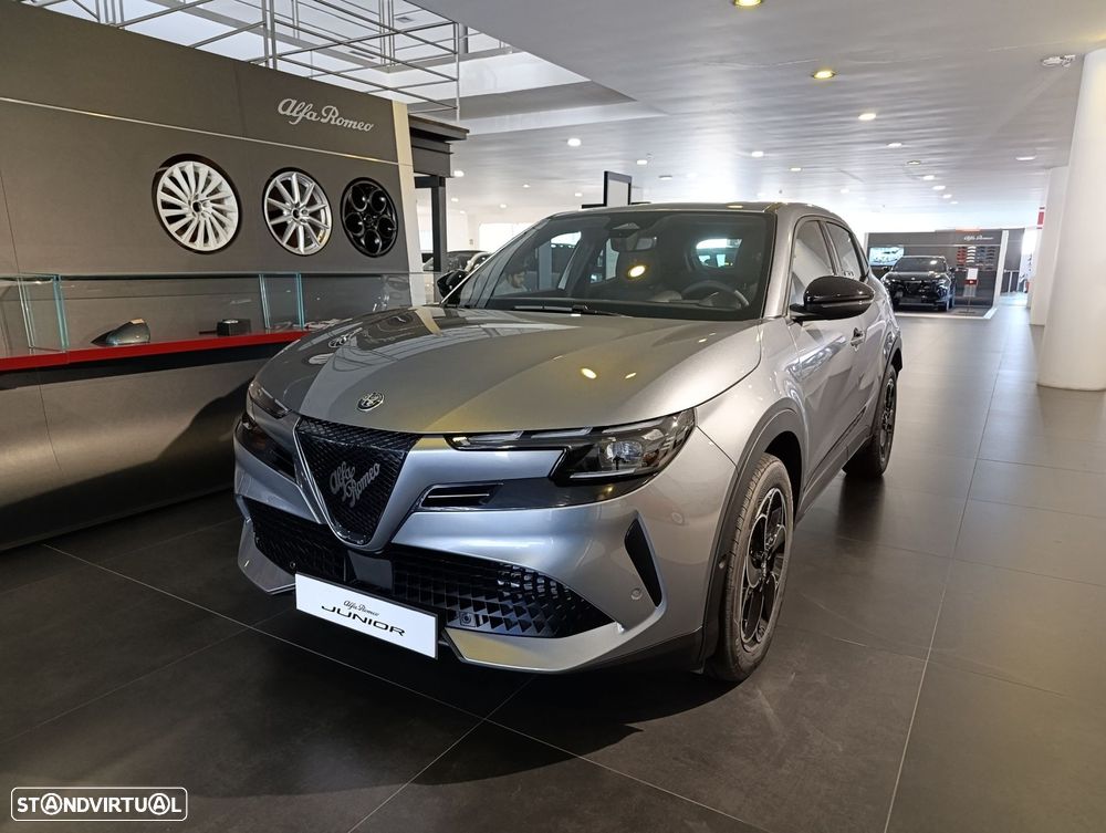 Alfa Romeo Junior - 1