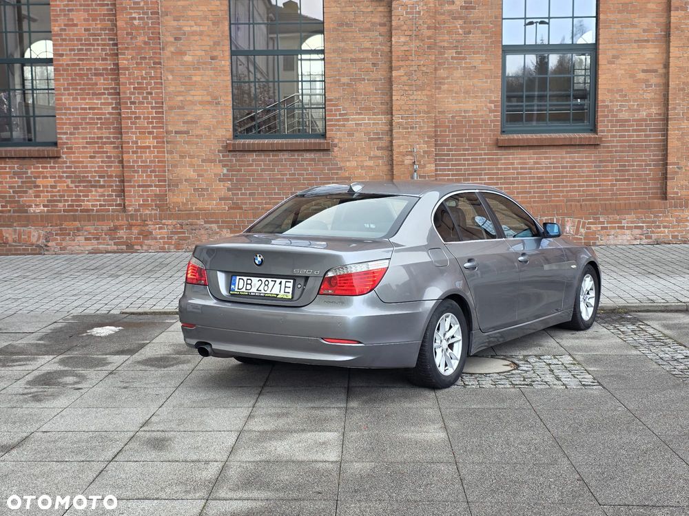BMW Seria 5 520d Edition Lifestyle - 3