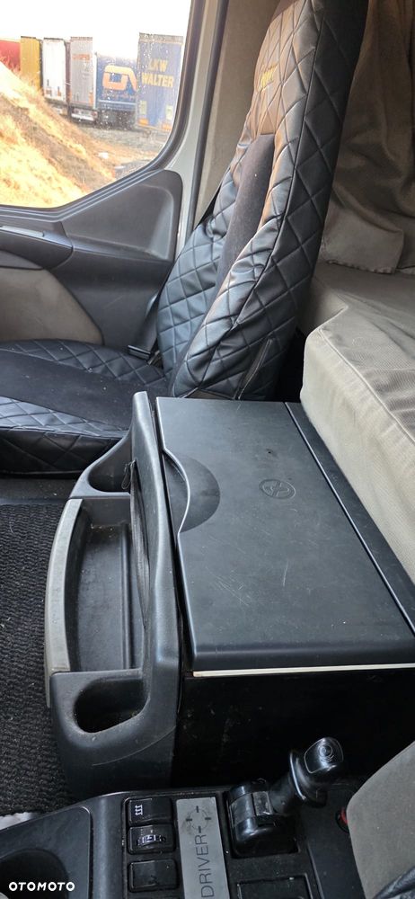 Renault Premium - 13