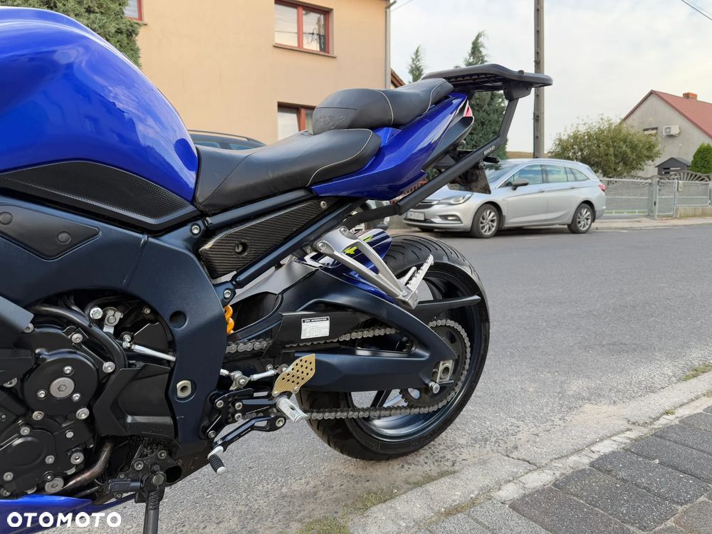 Yamaha FZ - 16