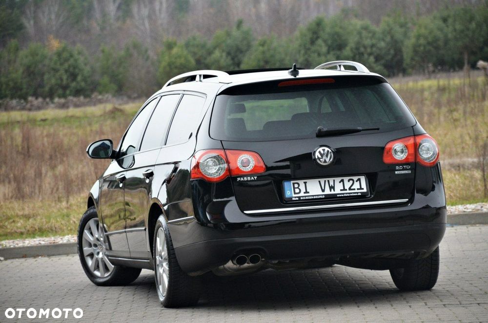 Volkswagen Passat - 12