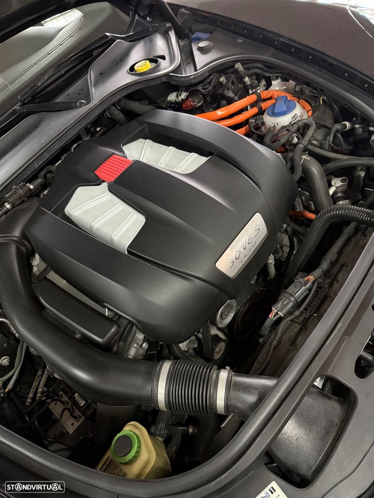 Porsche Panamera S E-Hybrid - 9