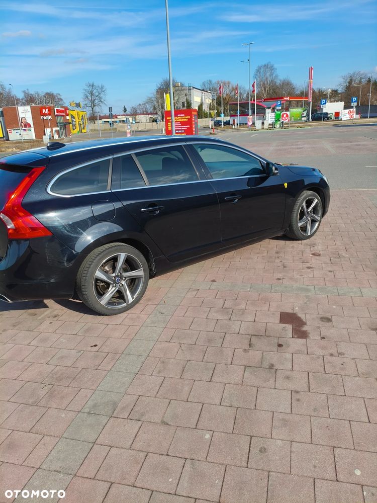 Volvo V60 D4 Drive-E R-Design Summum - 5