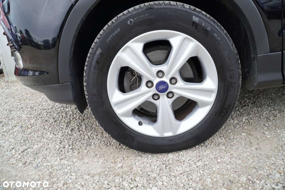 Ford Kuga 1.5 EcoBoost 2x4 Titanium - 27