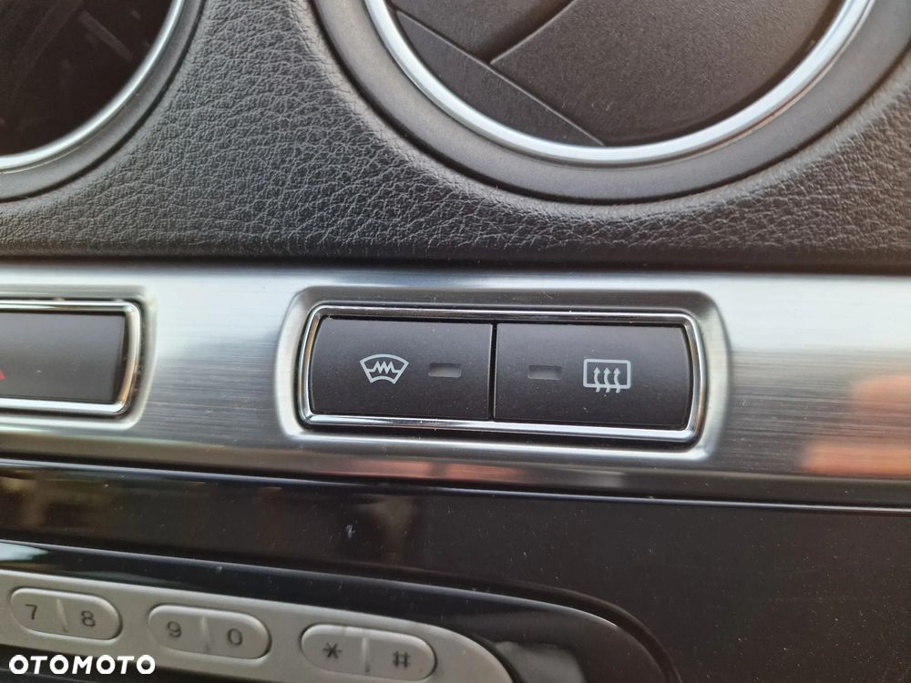 Ford S-Max 2.0 TDCi DPF Titanium MPS6 - 27