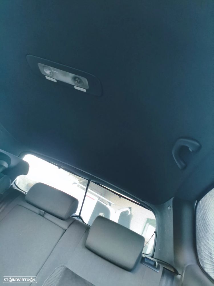 VW Golf 2.0 TDi Highline DSG - 7