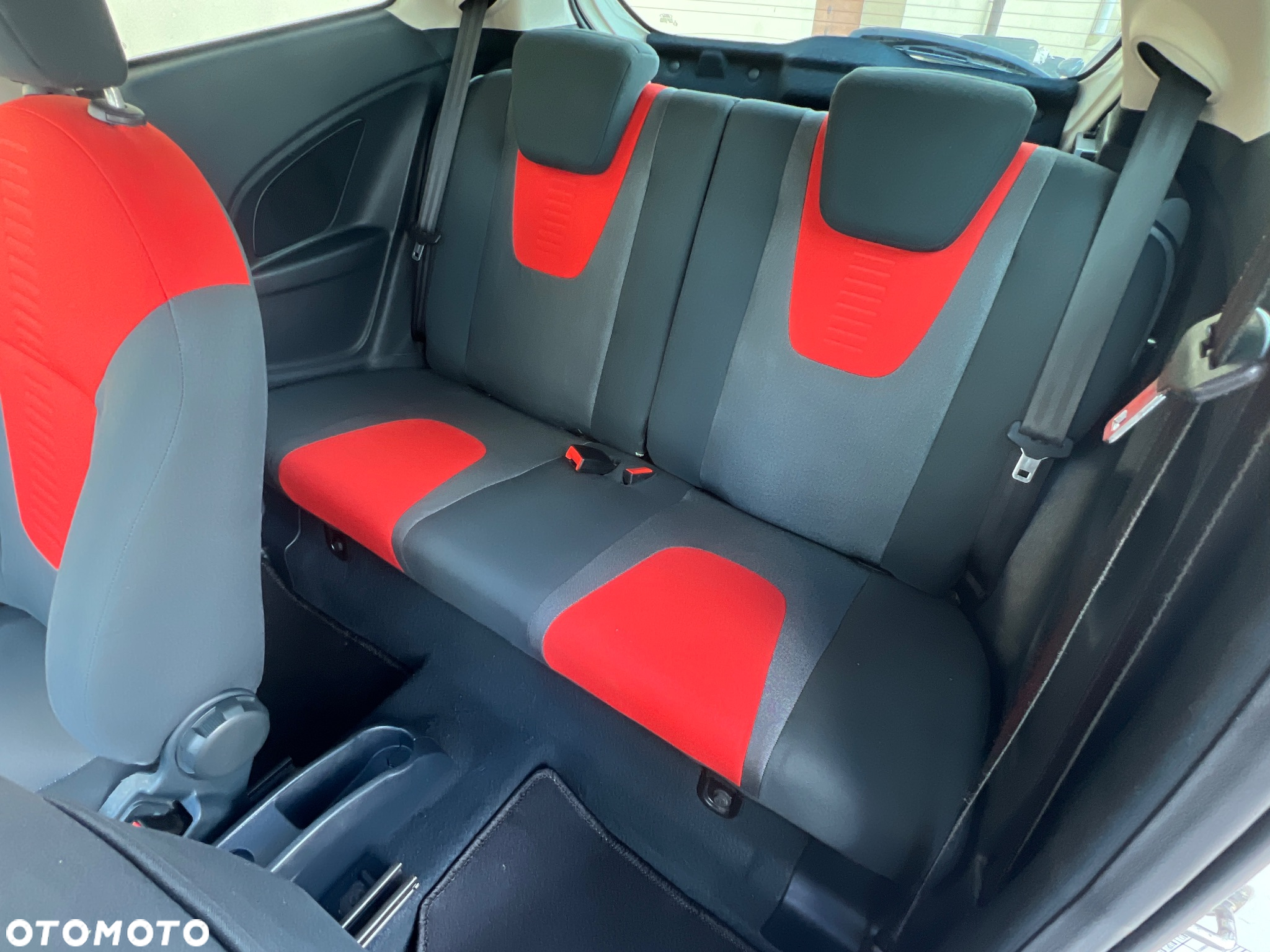 Ford KA Fun - 17
