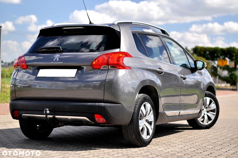 Peugeot 2008 - 4