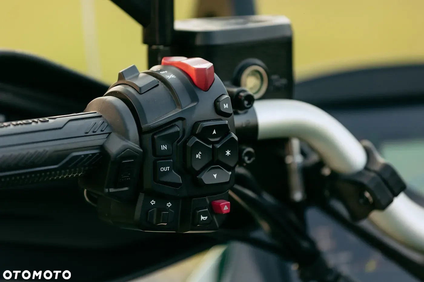 CFMoto CForce - 10