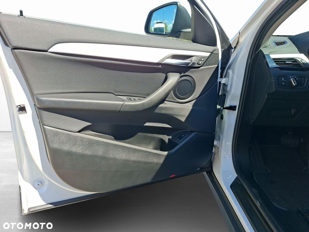 BMW X2 sDrive18i Advantage - 12