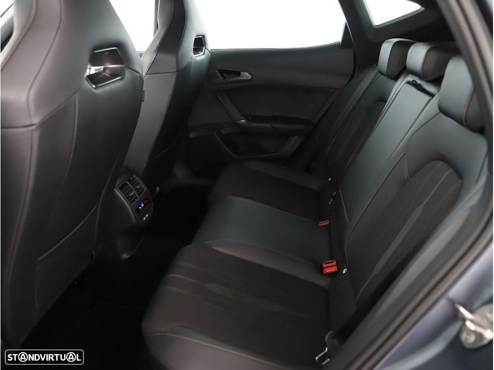 Cupra Formentor 1.4 e-Hybrid DSG VZ - 34