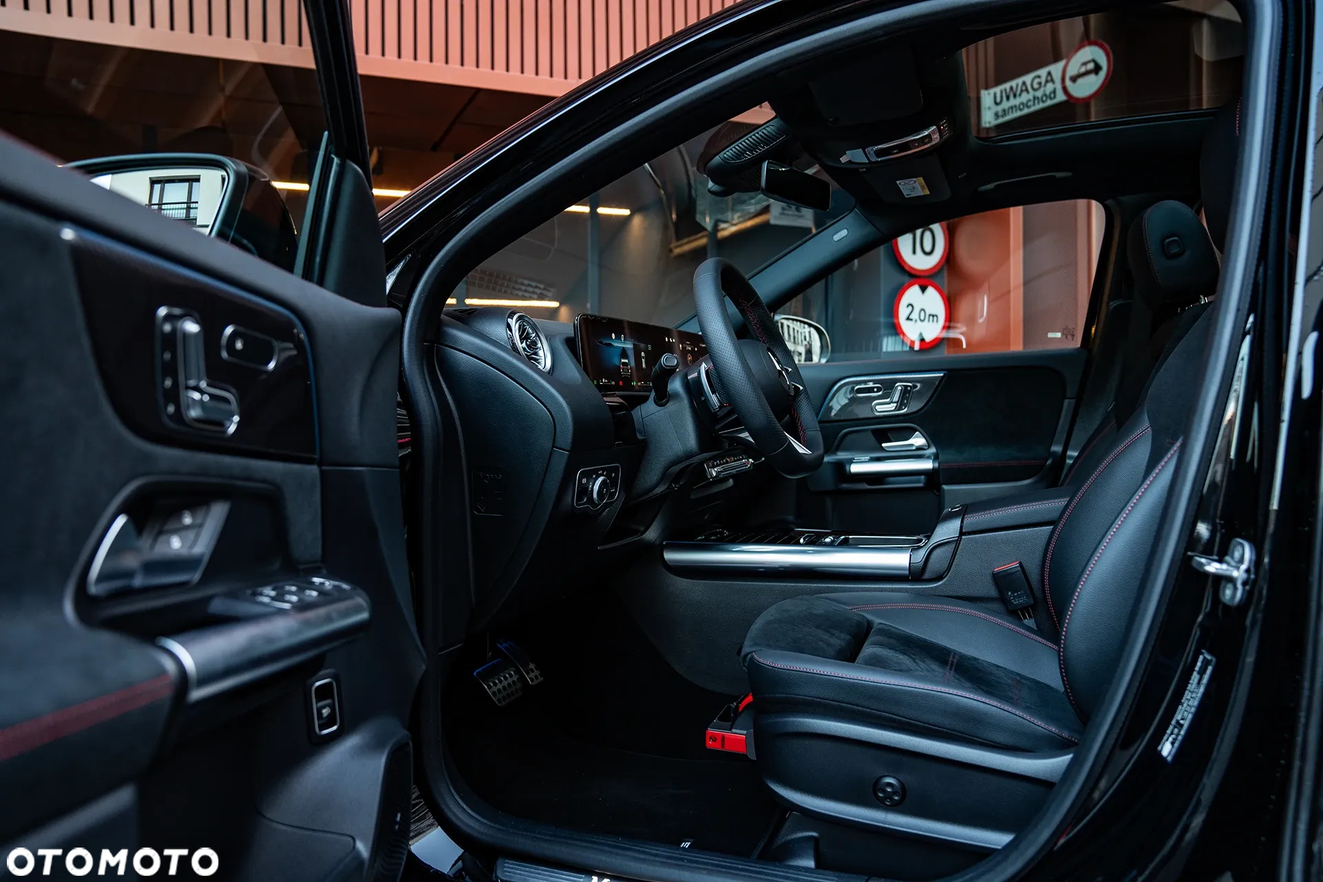 Mercedes-Benz GLA 200 mHEV AMG Line 7G-DCT - 13