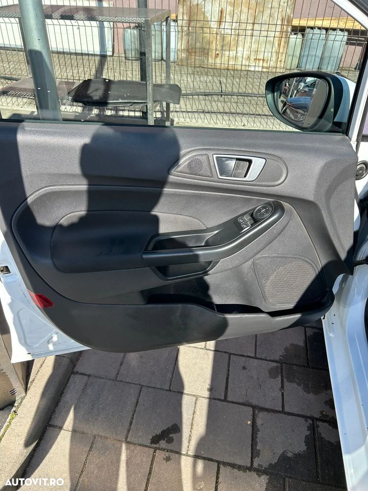 Ford Fiesta 1.5 TDCi Titanium - 7