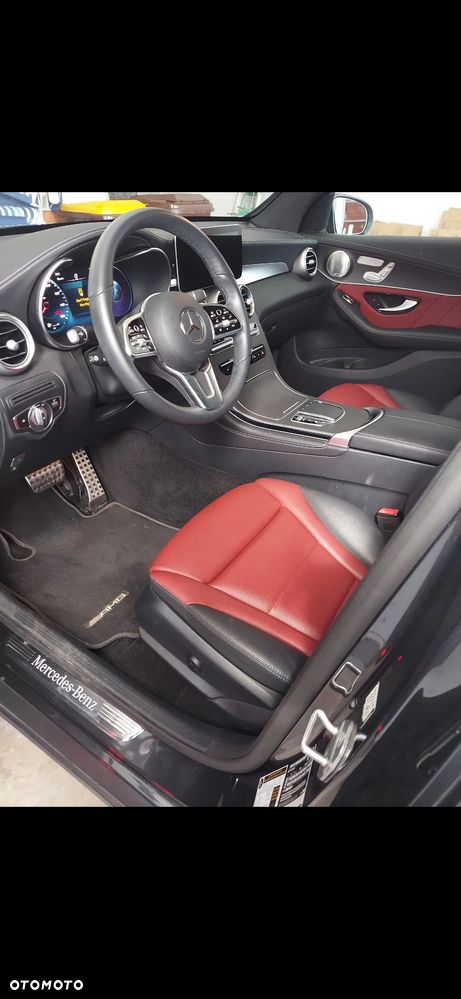 Mercedes-Benz GLC 300 4Matic 9G-TRONIC AMG Line - 5