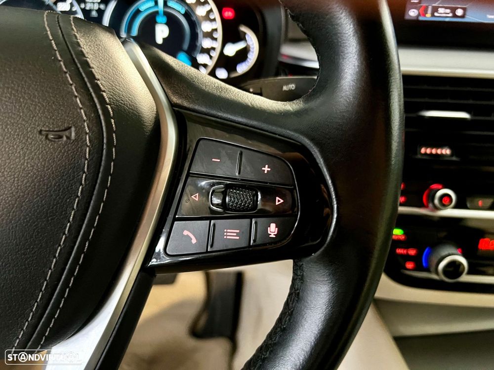 BMW 530 e iPerformance - 21