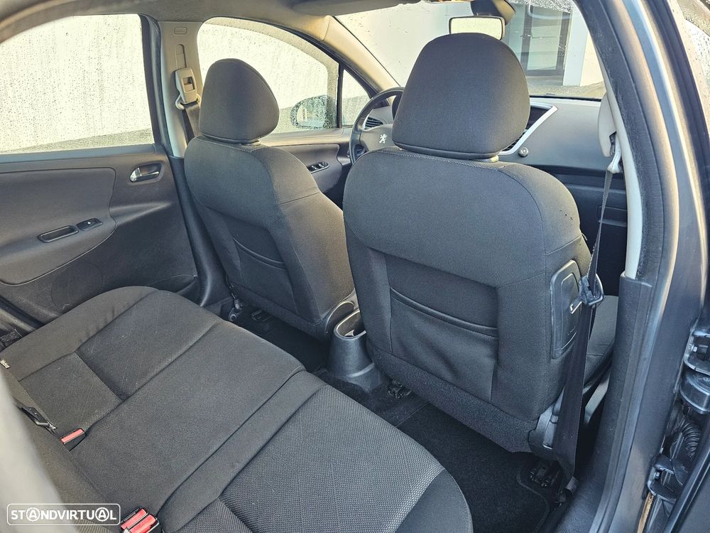Peugeot 207 1.6 HDi Sport - 24