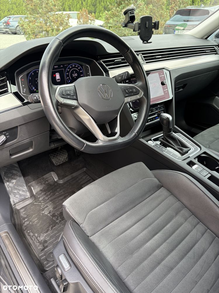 Volkswagen Passat 2.0 TSI Elegance DSG - 10