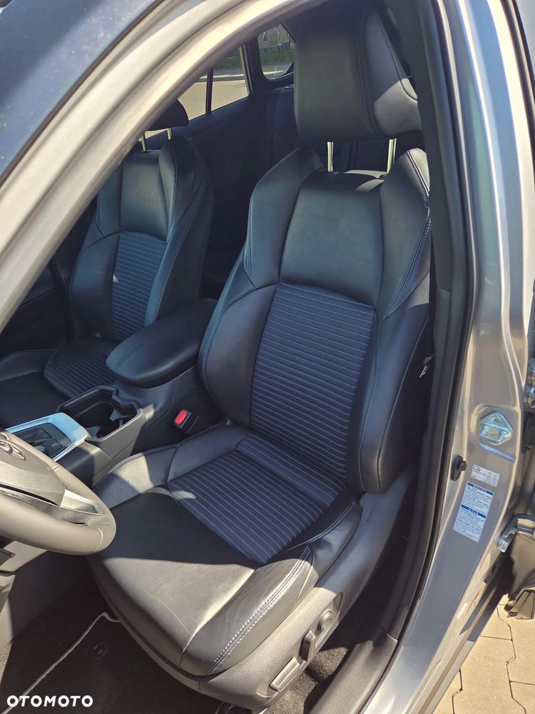 Toyota RAV4 2.5 4x4 Style Selection - 14