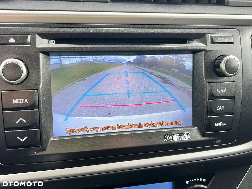 Toyota Auris 1.6 Life+ - 27
