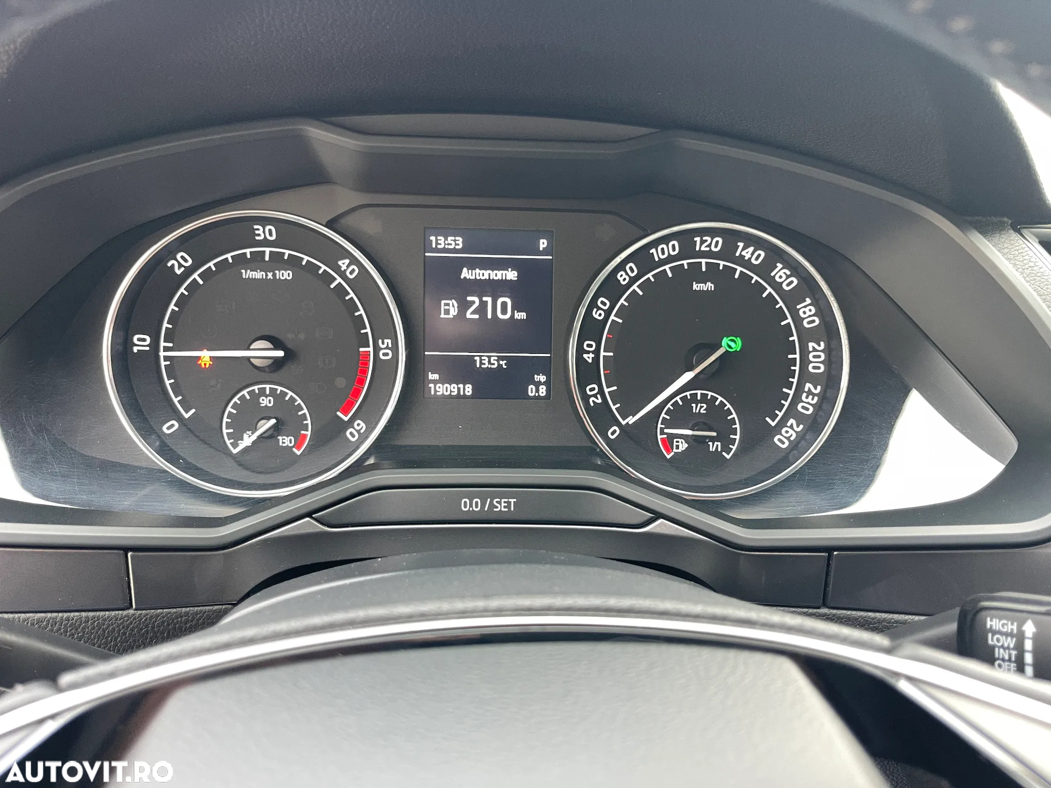 Skoda Superb 2.0 TDI DSG Ambition - 39
